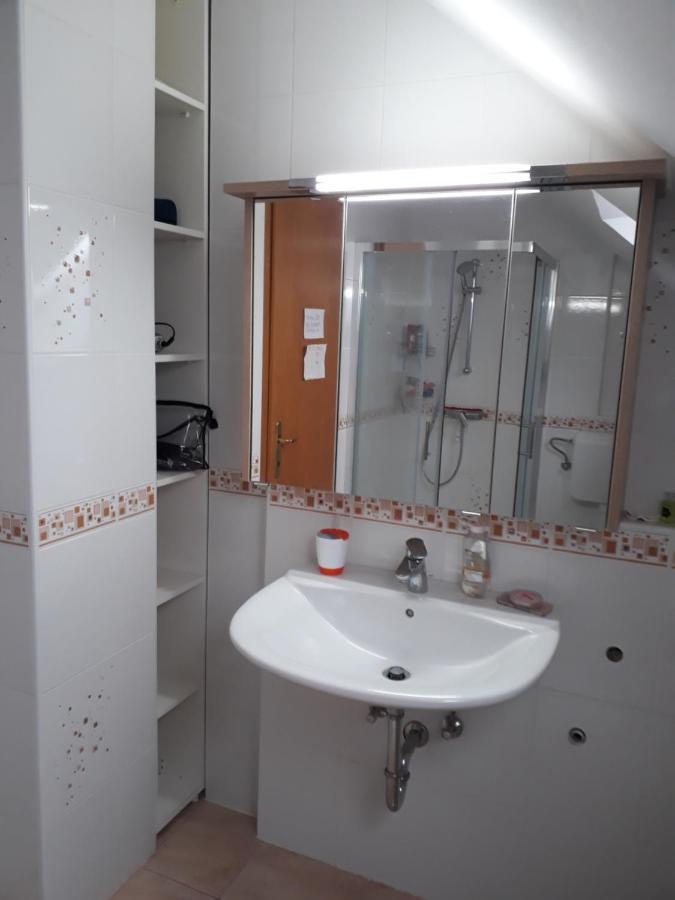 B&B Cerne Polhov Gradec Экстерьер фото
