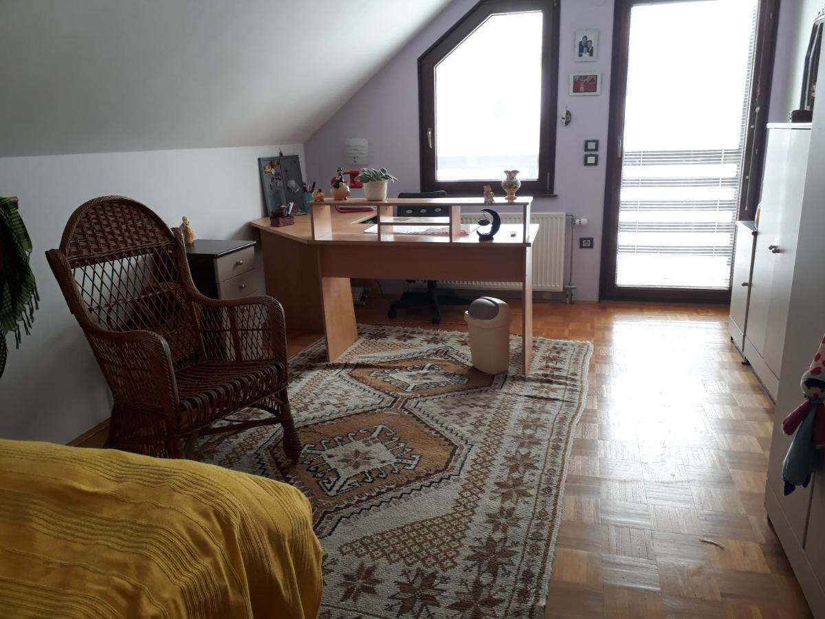 B&B Cerne Polhov Gradec Экстерьер фото