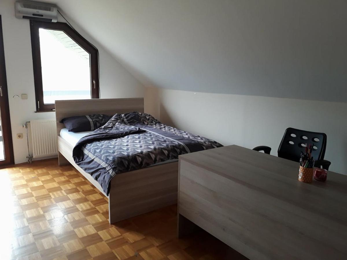 B&B Cerne Polhov Gradec Экстерьер фото